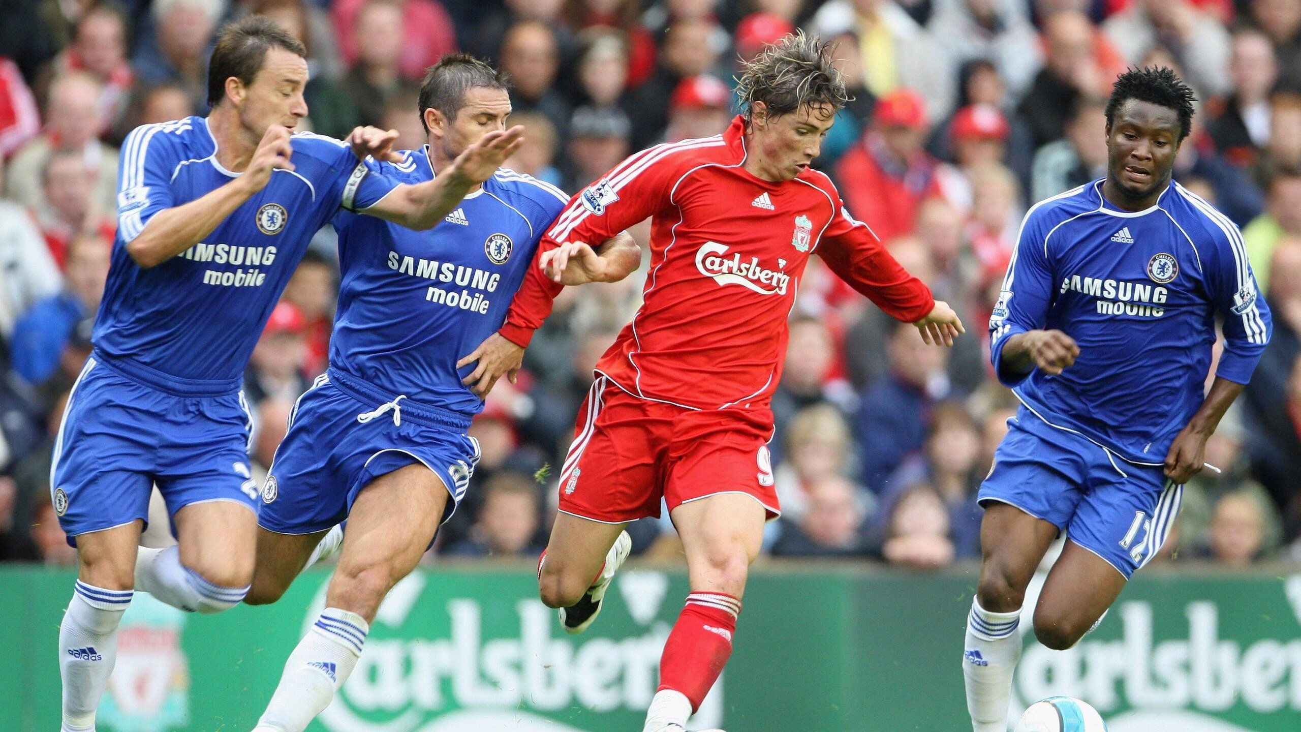 JIUYOU GAMING-_冬季户外网球赛：雪地上的快节奏较量_，冬季网球装搭配