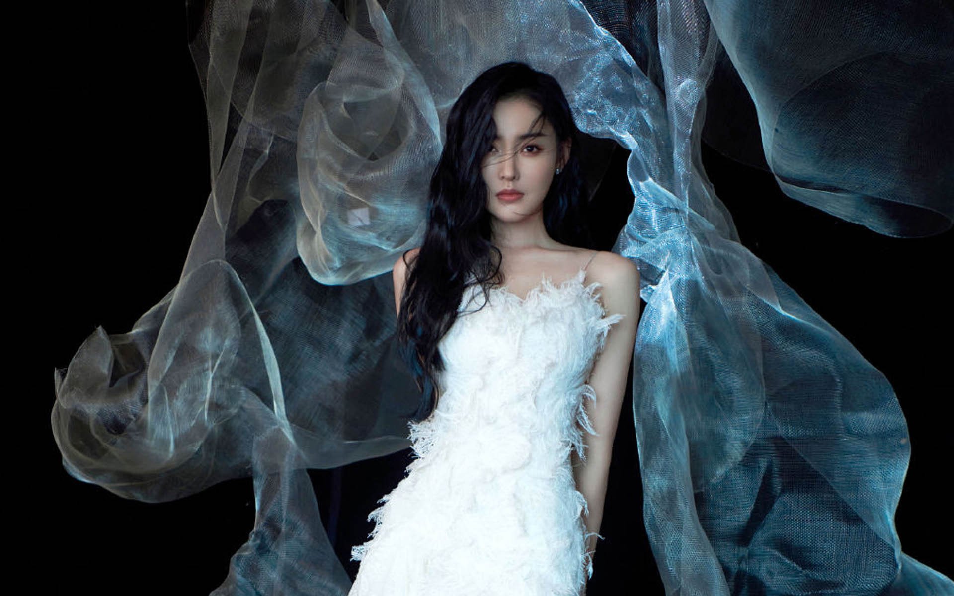 _未来虚拟体育馆：沉浸式运动体验_，未来虚拟乐园