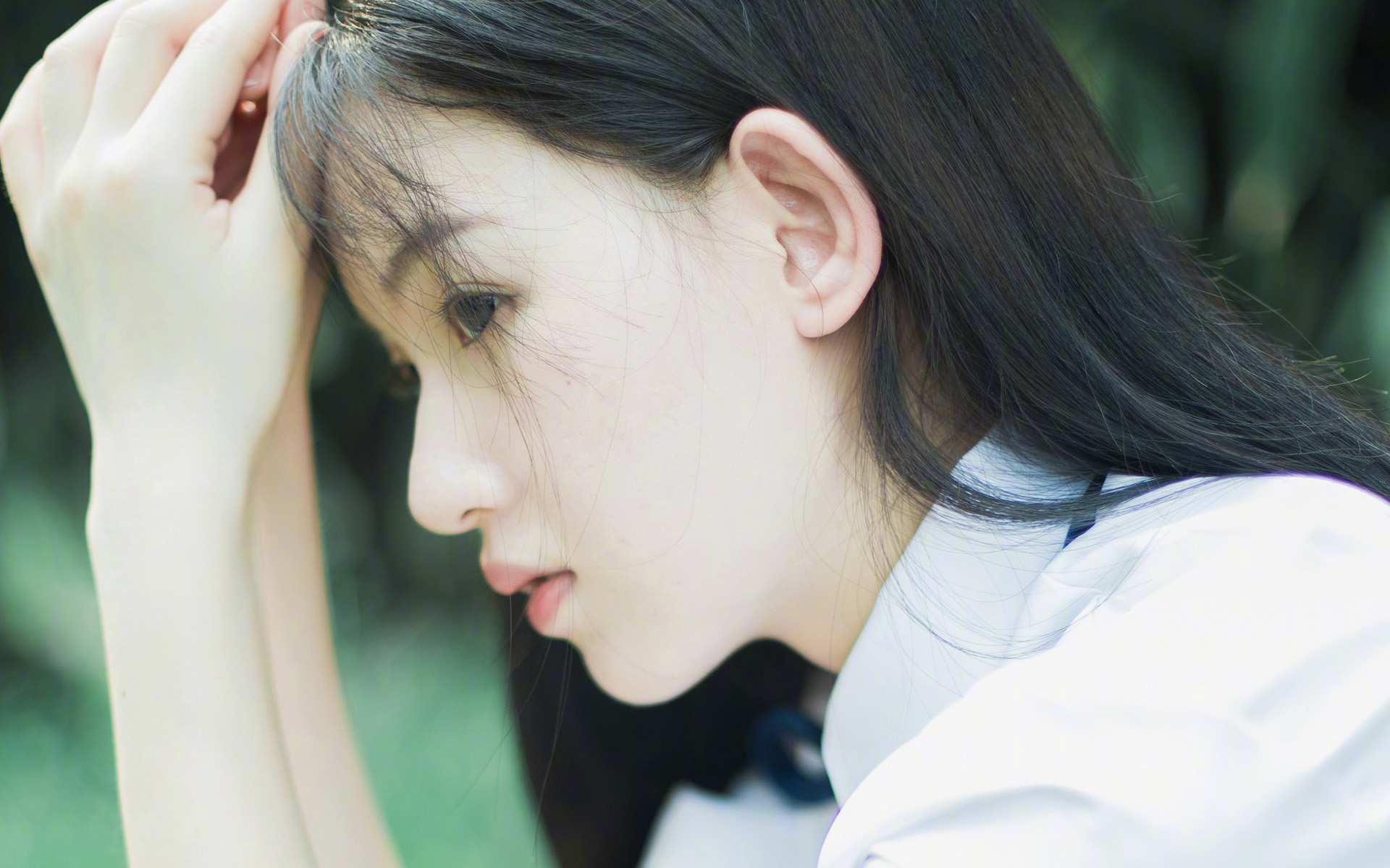 西班牙青少年骑手在国际马术比赛中获得优异成绩,展现潜力。,西班牙骑马雕像