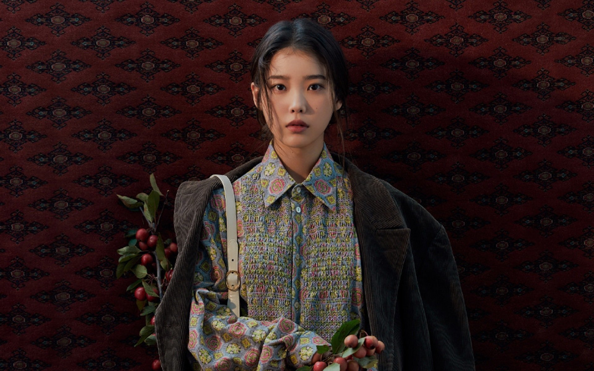 西格尔德松在巴黎奥运会手球比赛中多次调整战术应对对手，西格尔格斗