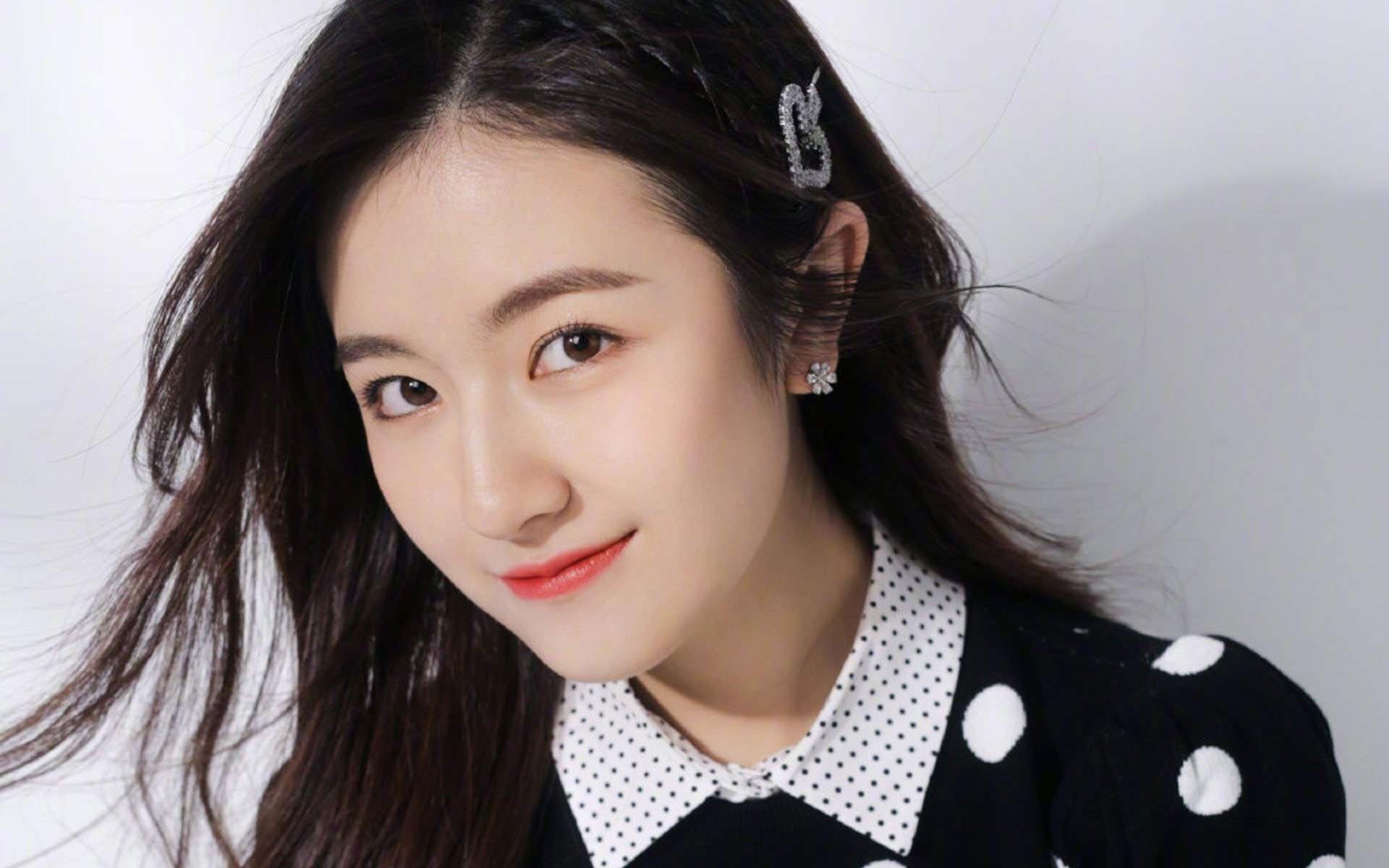 九游-格鲁塞全力冲刺赢得掌声不断，格鲁赛特视频